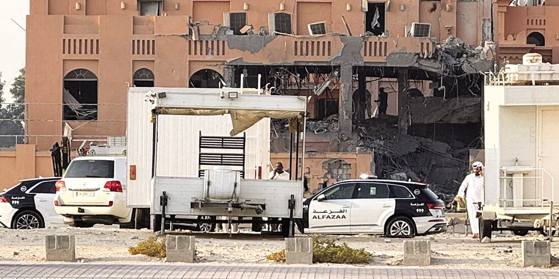 Un edificio dañado, tras un ataque israelí contra líderes de Hamas en Doha, ayer.