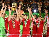 Harry Kane levantando la Copa de Alemania con el Bayern Múnich.