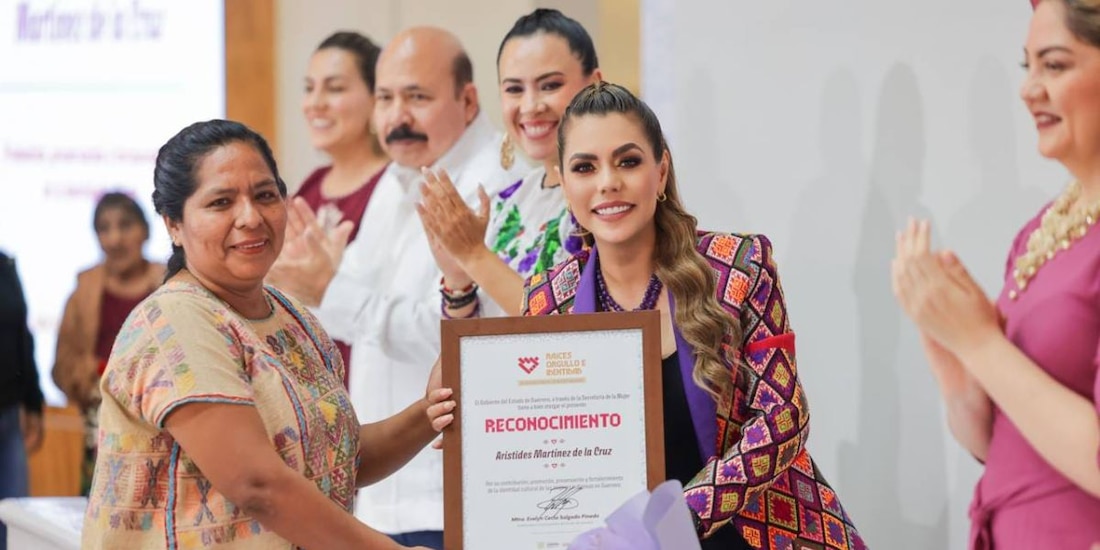 La ceremonia de entrega de reconocimientos e impulso a las políticas de equidad de género fue encabezada por la gobernadora Evelyn Salgado Pineda.