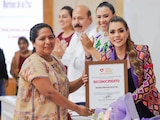 La ceremonia de entrega de reconocimientos e impulso a las políticas de equidad de género fue encabezada por la gobernadora Evelyn Salgado Pineda.