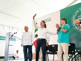 Claudia Sheinbaum, virtual Presidenta electa, ayer en San Juan De Sabinas, Coahuila.