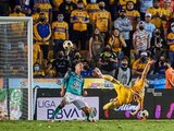 Florian Thauvin, momentos después del remate con el que marcaría el gol del empate parcial entre Tigres y León en la ida de semifinales de la Liga MX.
