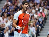 Carlos Alcaraz celebra un punto ante Casper Ruud en la final del US Open.