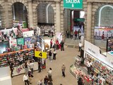 Vista aérea de los stands de la edición 47 de la FIL del Palacio de Minería de la UNAM, ayer.