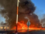 Se registra fuerte incendio en CEDIS de Walmart en Nuevo León.