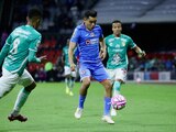El partido entre Cruz Azul y León se llevó a cabo en el Estadio Azteca.
