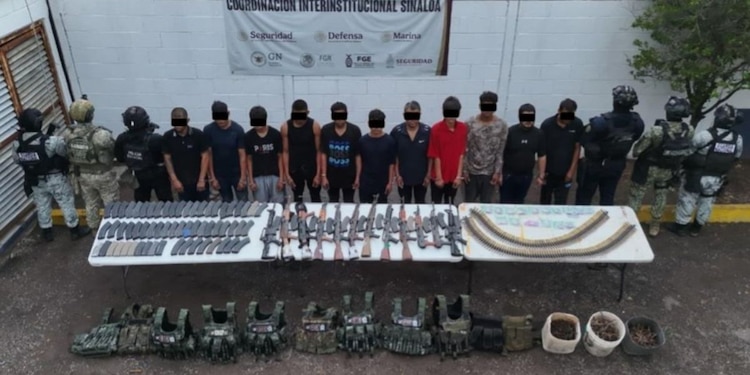 Caen 11 presuntos miembros de Los Chapitos en Escuinapa