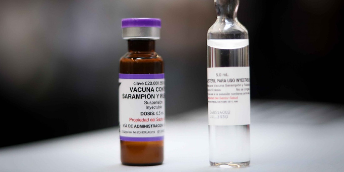 Muestra de una vacuna contra el Sarampión y Rubeola.