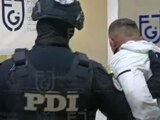 De acuerdo con el CNPP, al detenido se le presume inocente y se le trata como tal en todas las etapas del procedimiento en su contra mientras no se declare su responsabilidad mediante sentencia emitida por el órgano jurisdiccional
