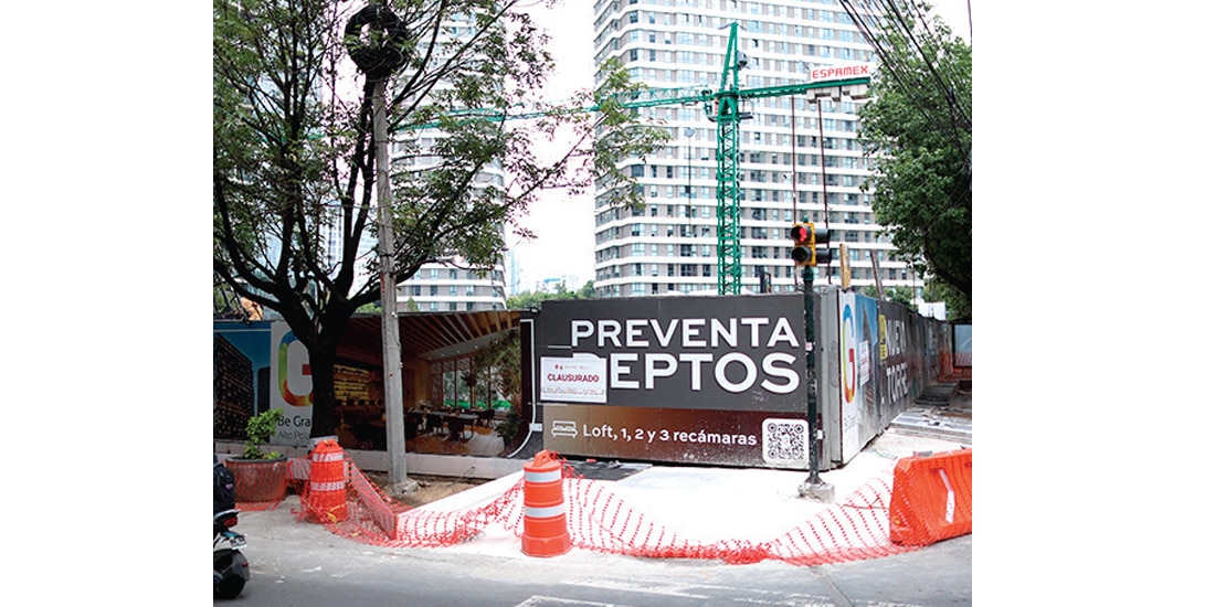 ALGUNAS firmas de análisis refieren actualmente
que la crisis del Covid-19 provocó la
desaparición de 2 mil empresas constructoras
y desarrolladoras en el país