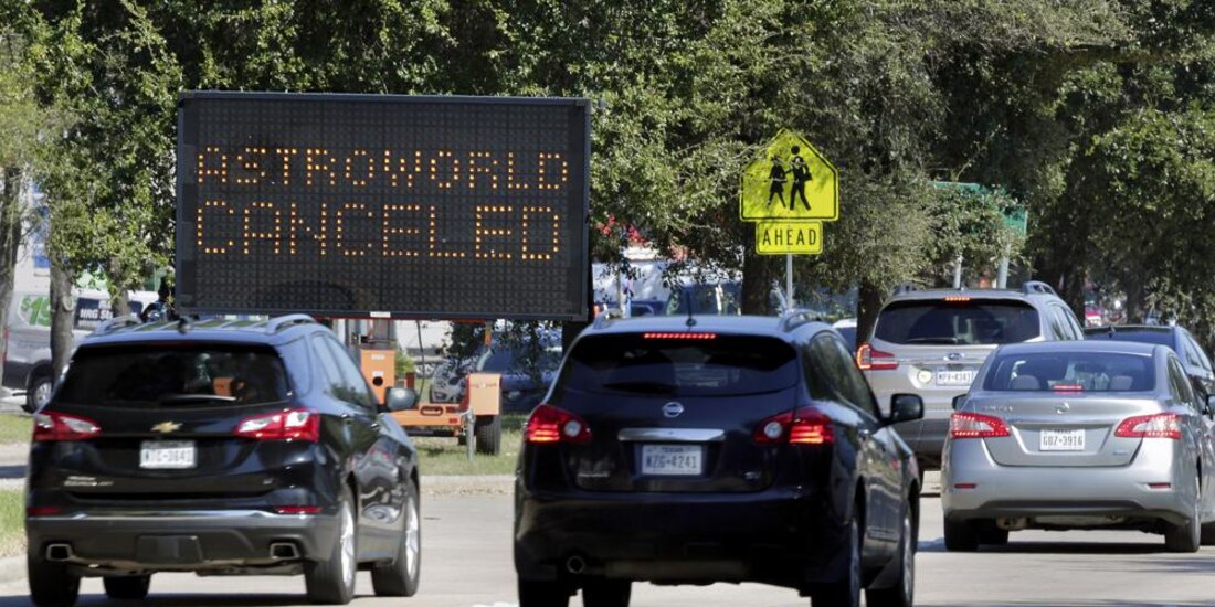 El jefe de bomberos de Houston destacó que parte de la investigación de la tragedia en el concierto Astroworld incluirá revisar cómo se diseñó el área alrededor del escenario