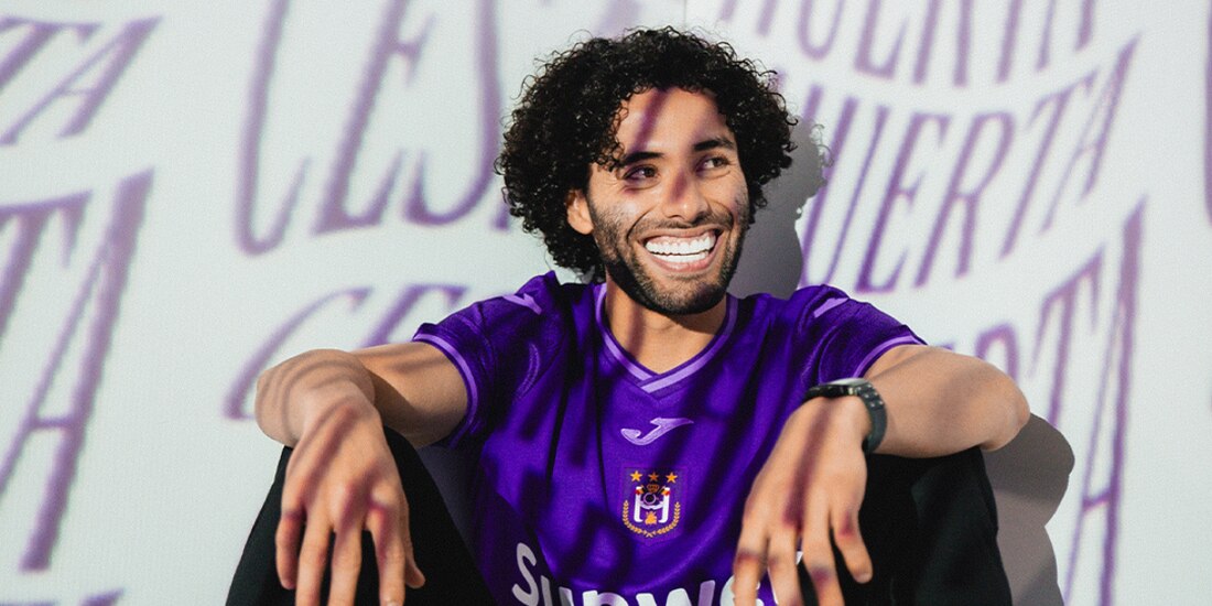 ‘Chino’ Huerta es presentado con el Anderlecht pero podría enfrentar una fuerte multa