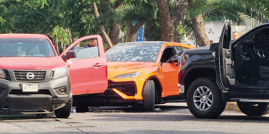 LA CAMIONETA Lamborghini Urus en la que viajaba la víctima recibió unos 50 disparos.