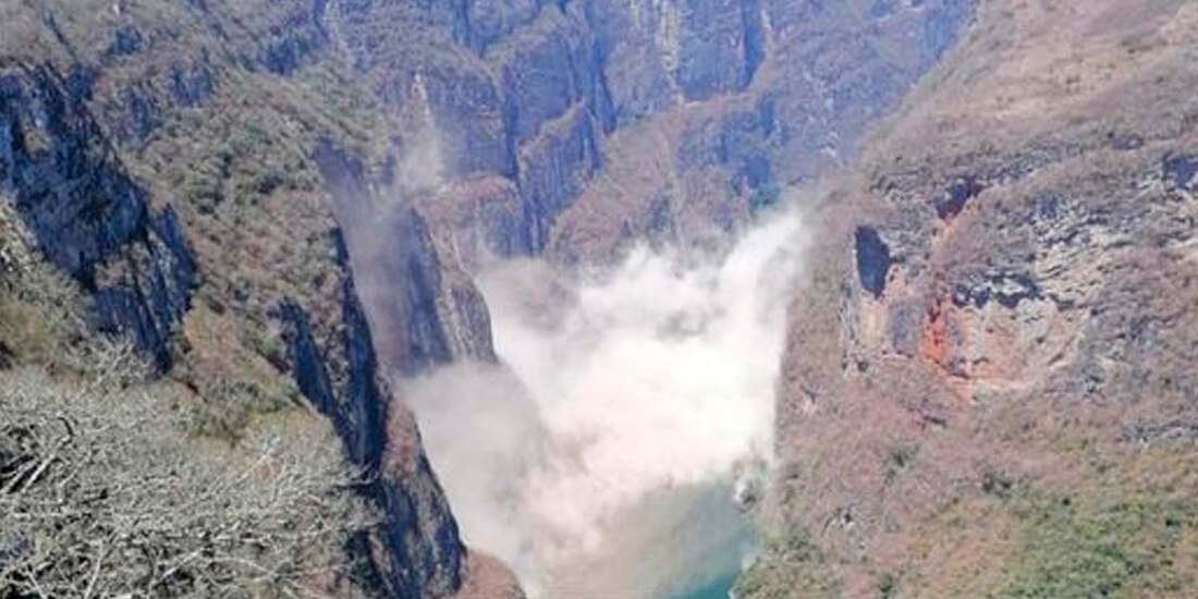 Desprendimiento de rocas en una de las paredes del Cañón del Sumidero