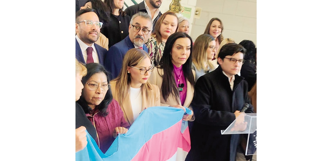 Aspecto del Congreso capitalino ayer, después de que se declaró sin quorum la sesión en la que América Rangel ofrecería una disculpa pública a Victoria Sámano.