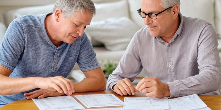 Dentro de las principales características se encuentra la elección de plazos.