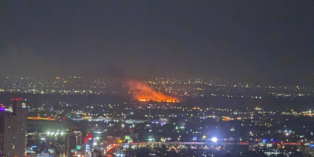 Reportan incendio en alcaldía Xochimilco.