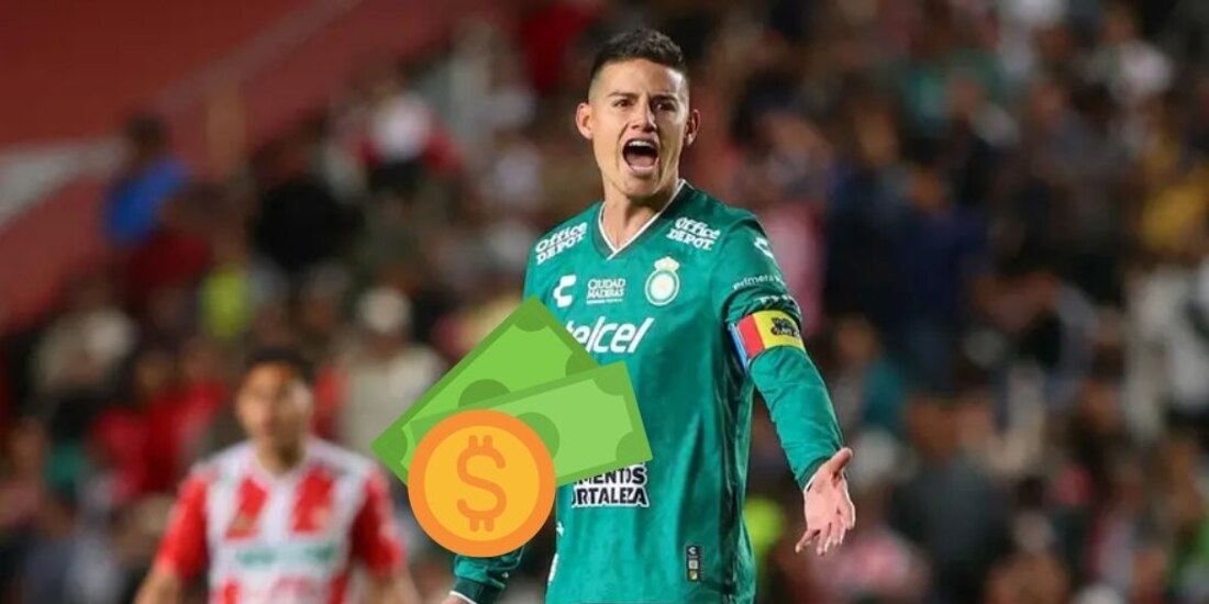 James Rodríguez en el partido contra Necaxa.