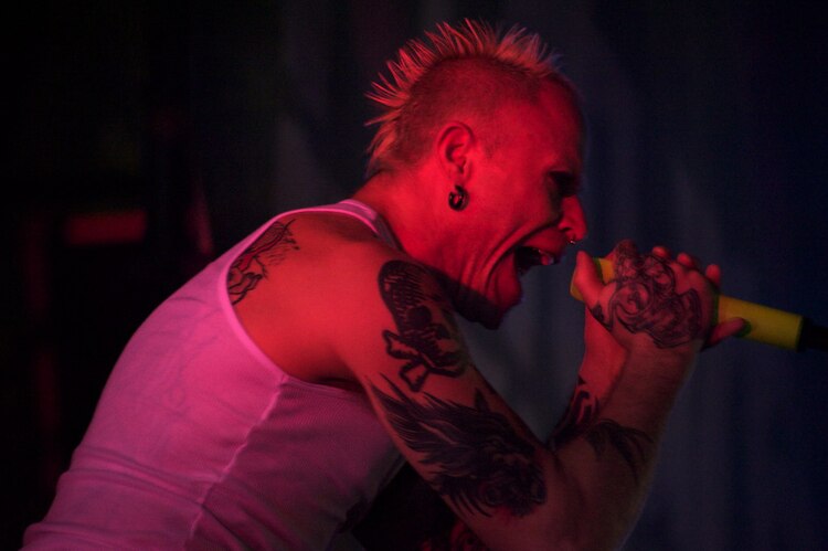 Keith Flint, líder de The Prodigy, falleció un día como hoy.