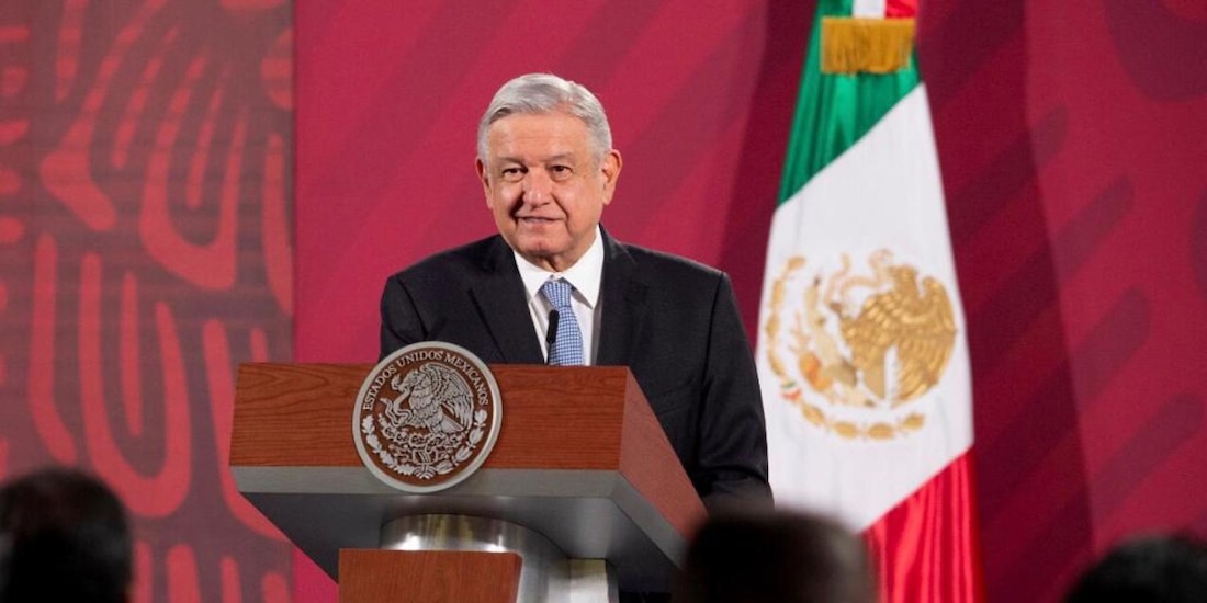 AMLO encabeza desde Palacio Nacional la mañanera.