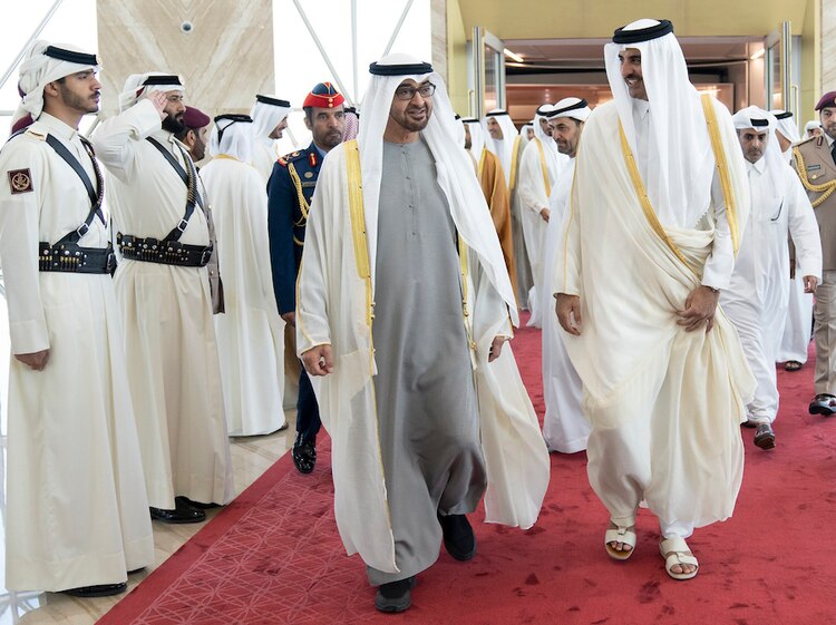 Presidente de Emiratos Árabes visita Qatar.