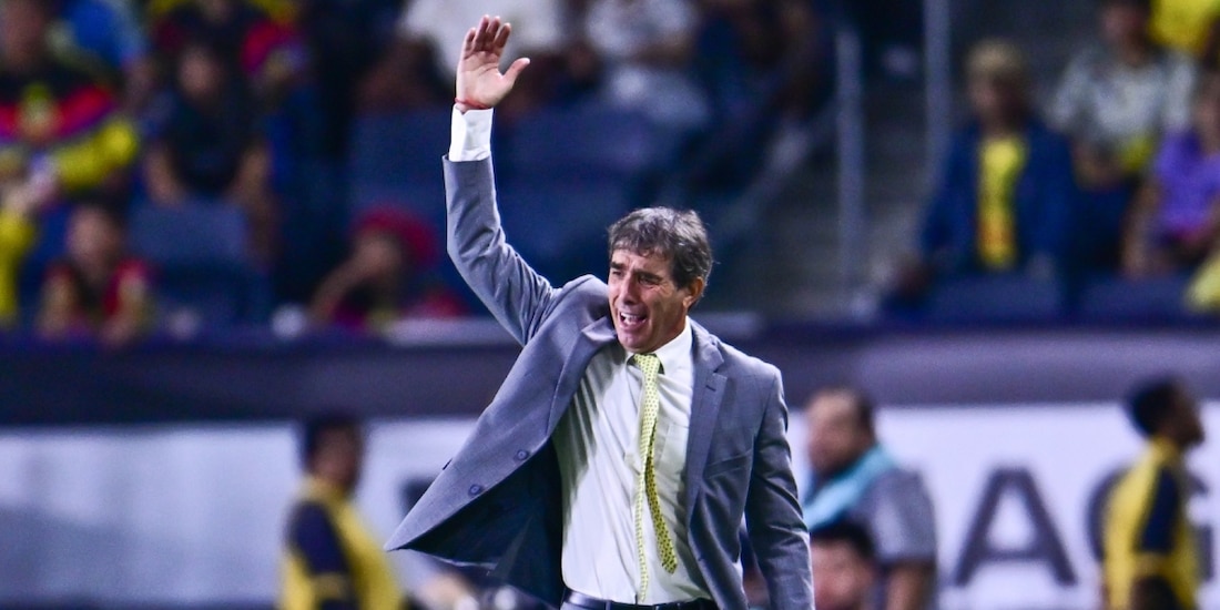 Guillermo Almada explota contra el arbitraje tras la eliminación del América en Leagues Cup