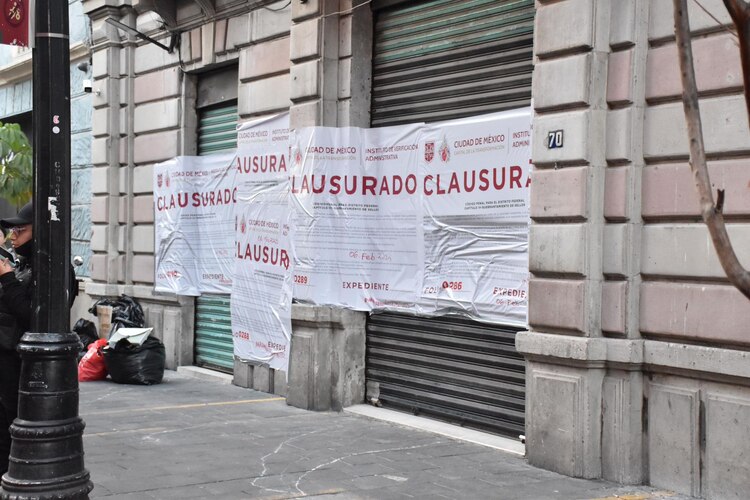 En total, 50 chelerías fueron cerradas en 5 alcaldías.