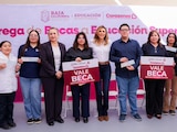 Marina del Pilar entrega becas del programa ‘Apoyo a Educación Superior’ en Baja California.