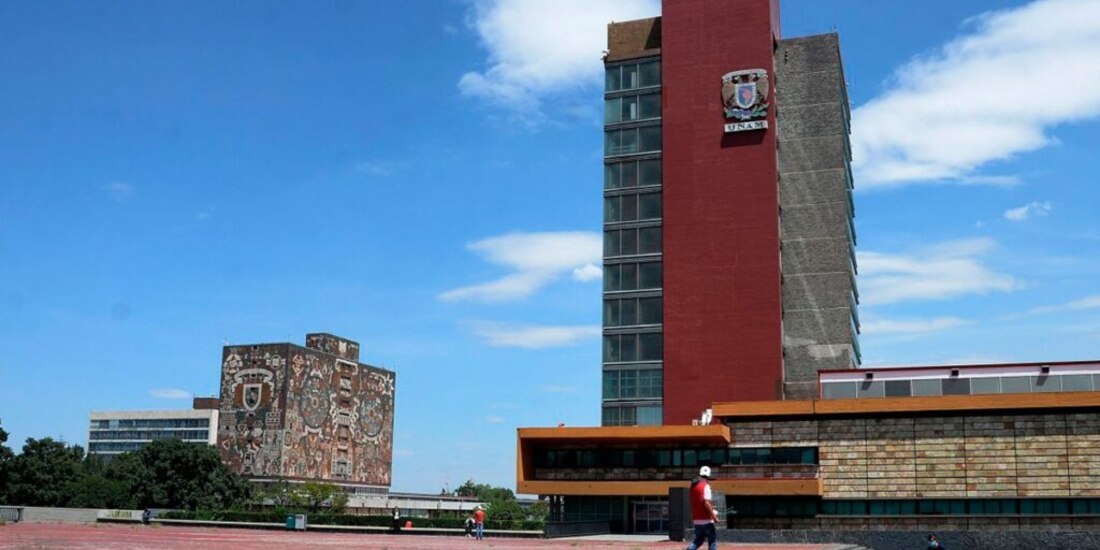AMLO confía que UNAM se consolide con nuevo rector; 'merece buen destino', dice