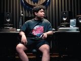 EL DJ UNREAD, en un estudio de grabación.