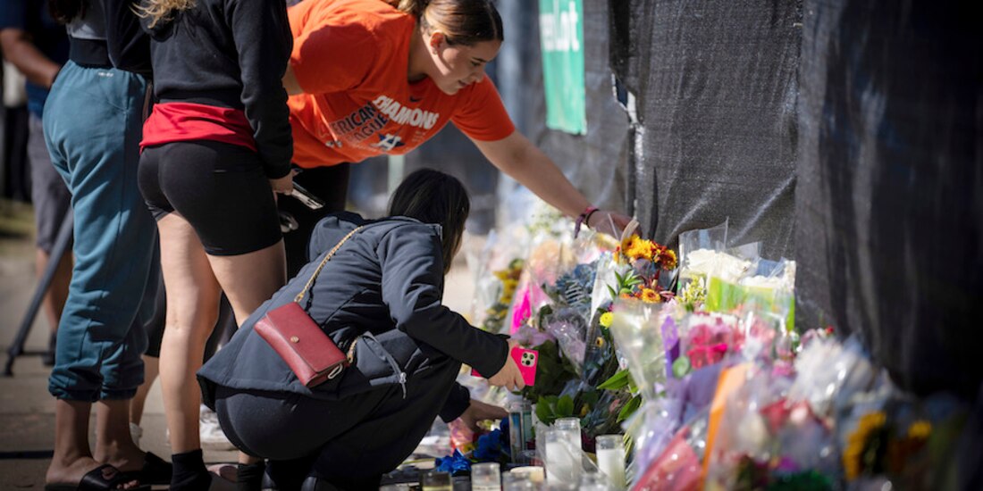 Familiares colocaron un altar en honor a los fallecidos, el pasado viernes.