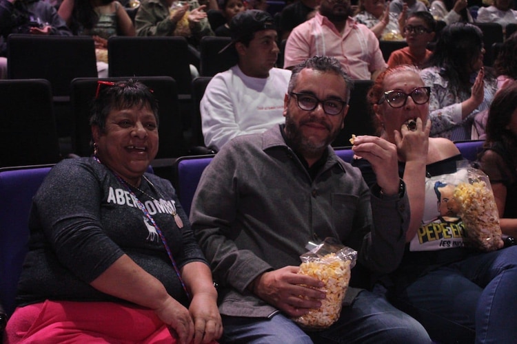 Alcalde Fernando Mercado Guaida celebra primer aniversario del Cine "El Piojito".