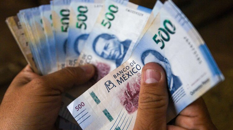 Esto te deben de pagar si trabajas el 18 de marzo.