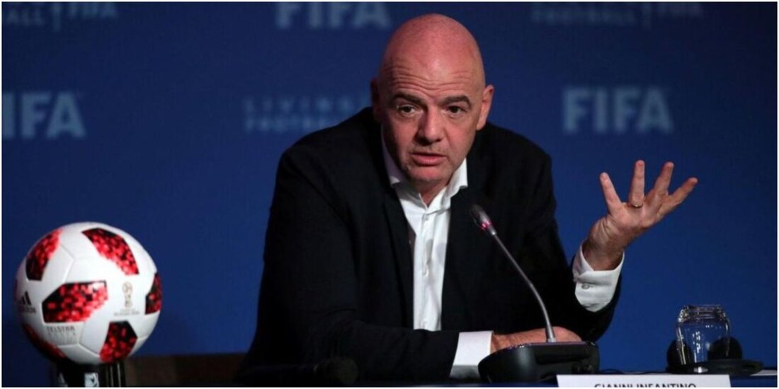 El dirigente, en una conferencia de prensa.