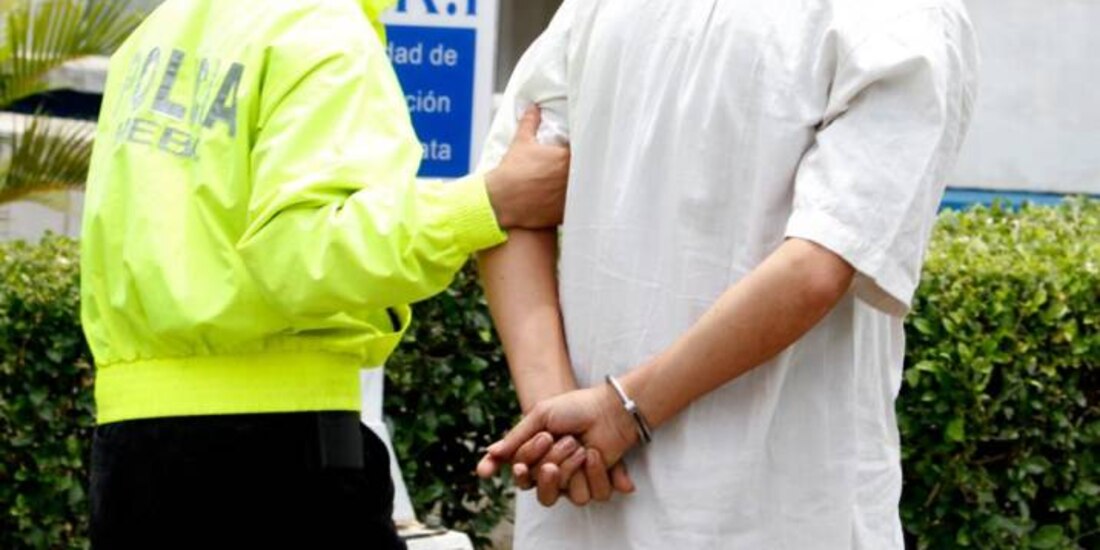 El hombre fue detenido en la colonia Los Pinos Residencial, en Hermosillo, Sonora.