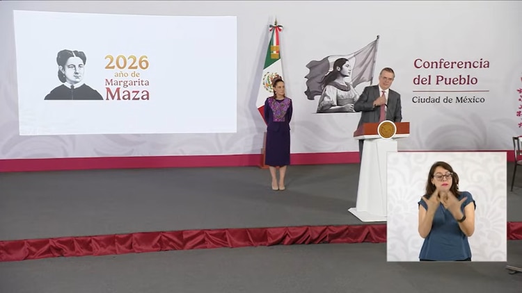 Marcelo Ebrard este jueves en Palacio Nacional, junto a la Presidenta Sheinbaum.