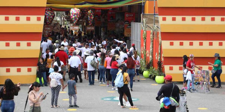 El gobierno de Veracruz invita a no dejar de visitar Papantla por las tantas expresiones de otros 30 municipios del estado.