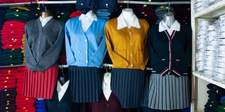 Se tomará en cuenta la situación económica derivada de la pandemia por COVID-19 para no exigir el uso de uniforme en el regreso a clases presenciales.