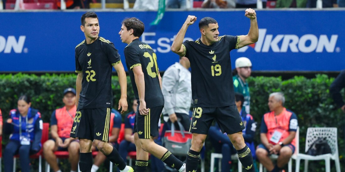 Germán Berterame festejando su gol ante Ecuador.