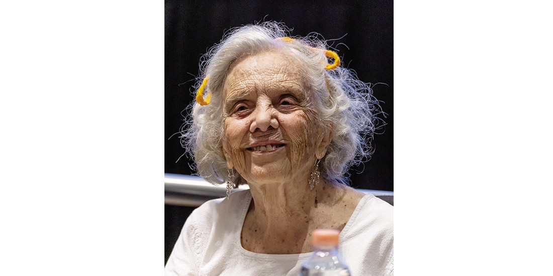 Elena Poniatowska, durante el encuentro, ayer.