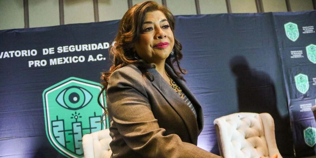 Brugada va por hospital de la policía y pondrá en marcha plataforma 'visor de seguridad 360'.