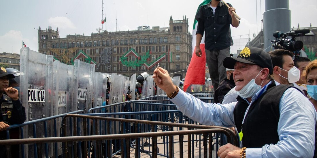 Gilberto Lozano, líder del Frente Nacional Anti-AMLO (FRENA).