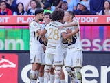 Jugadores de Pumas festejan un gol contra Pachuca en la Jornada 17 del Clausura 2026.