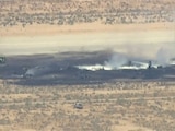 Un bombardero B-52 de la Fuerza Aérea de Estados Unidos se estrelló durante el despegue en California.