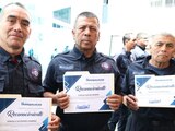 Entregan reconocimientos a policías, bomberos y paramédicos en Huixquilucan.