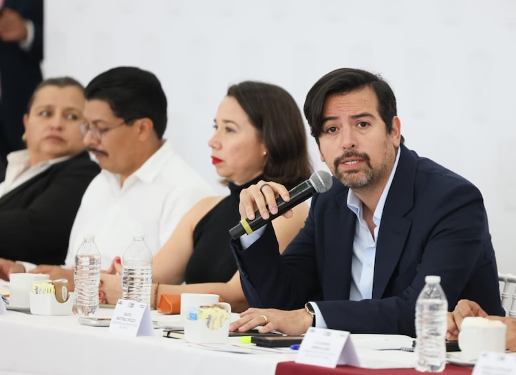 El comisionado del Proyecto del Río Atoyac, Alejandro Isauro Martínez Orozco.