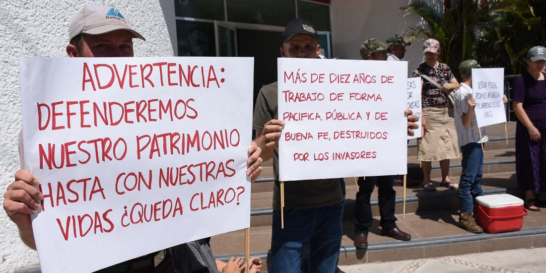 Protestan menonitas de Campeche, en 2022, por el despojo de sus tierras desde 2019.