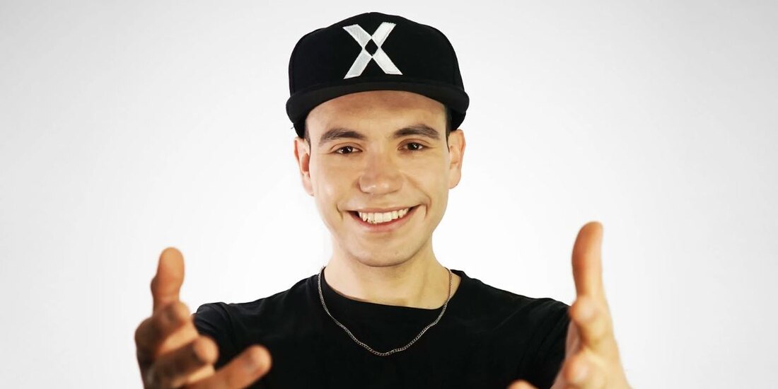 Raymix: ¿Cuándo y Dónde es su concierto GRATIS en la CDMX?