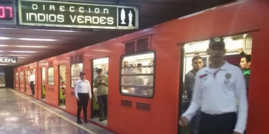 Línea 3 del Metro en un día normal de operación.