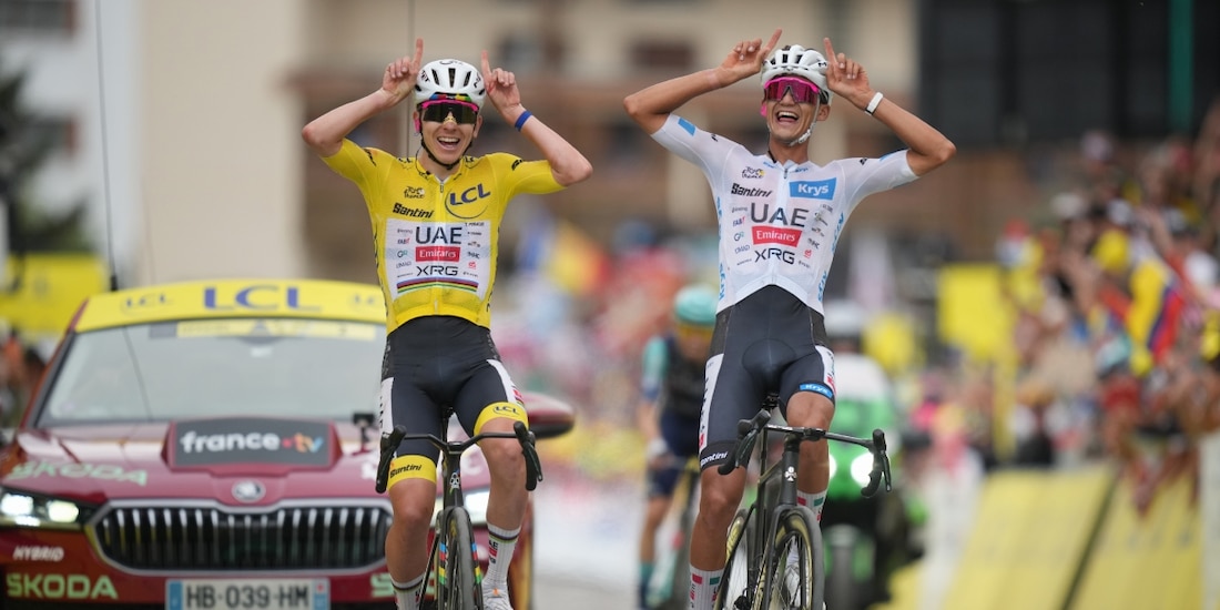 Isaac del Toro celebra al finalizar la etapa 20 del Tour de France